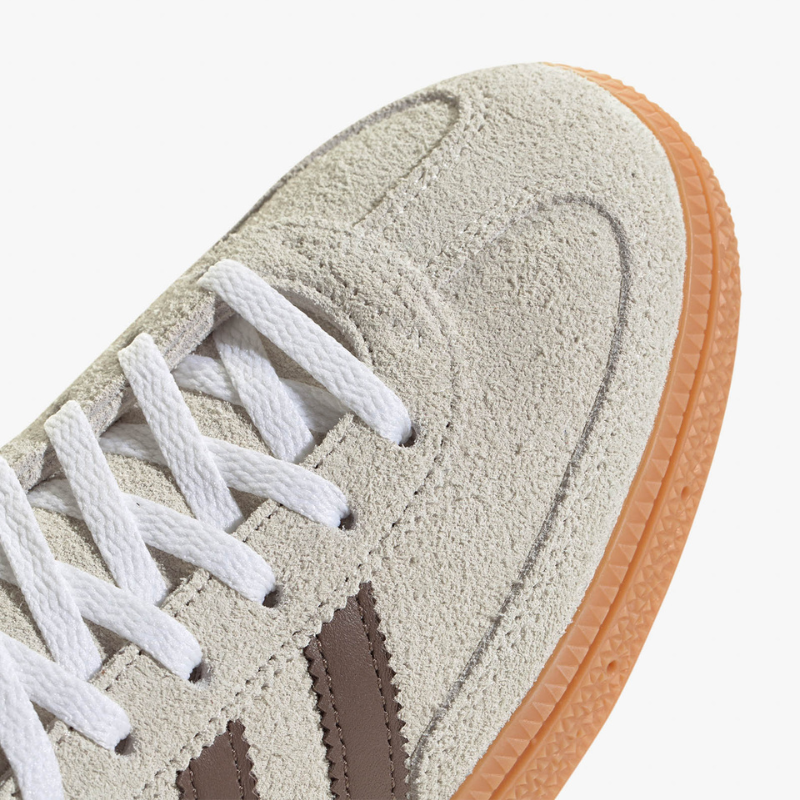 Spécial – Édition Femme Beige