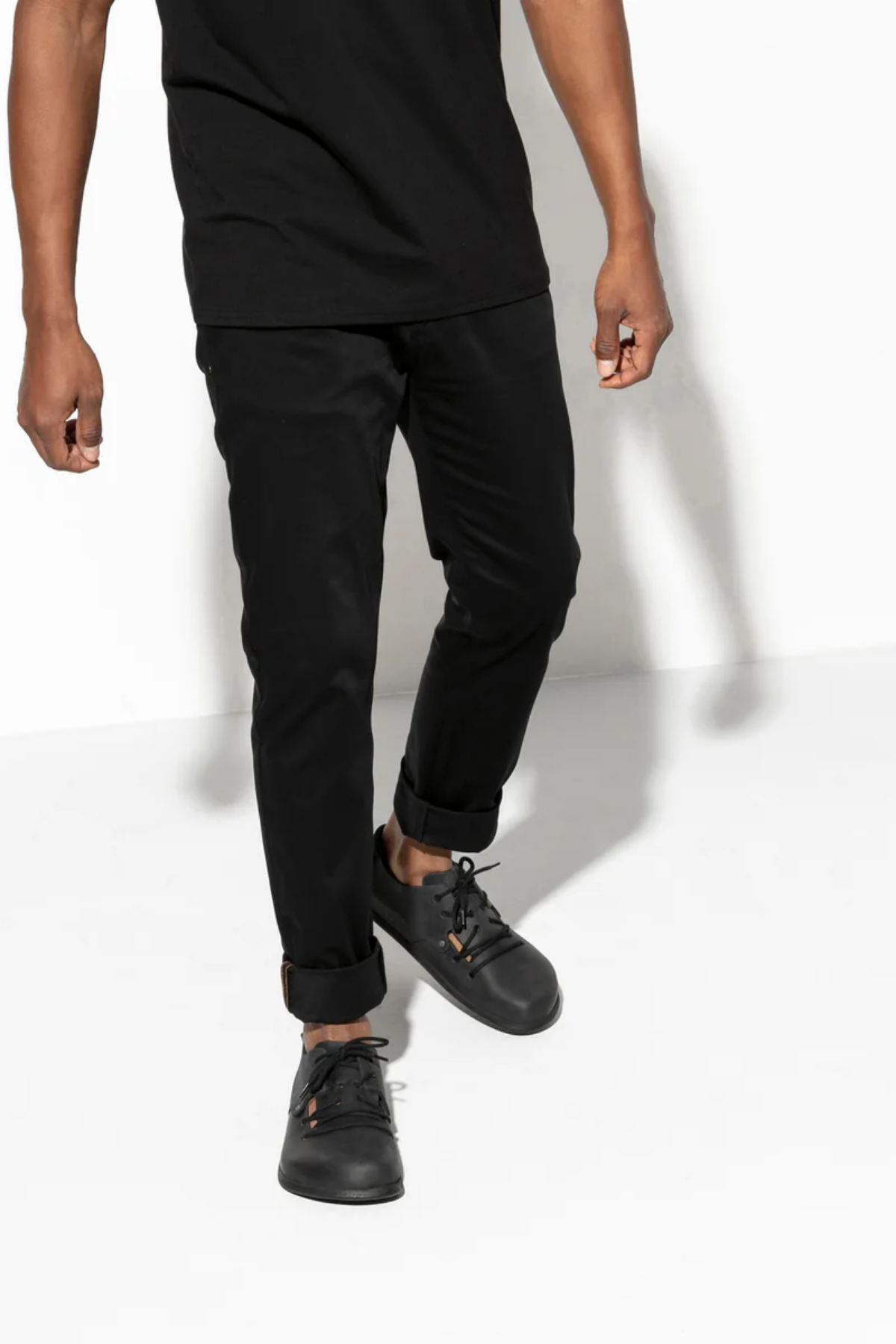 Montana Black Oiled Leather Narrow