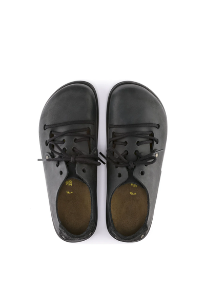 Montana Cuir Huilé Noir Étroit