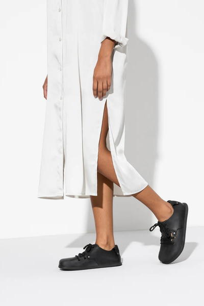Montana Cuir Huilé Noir Étroit