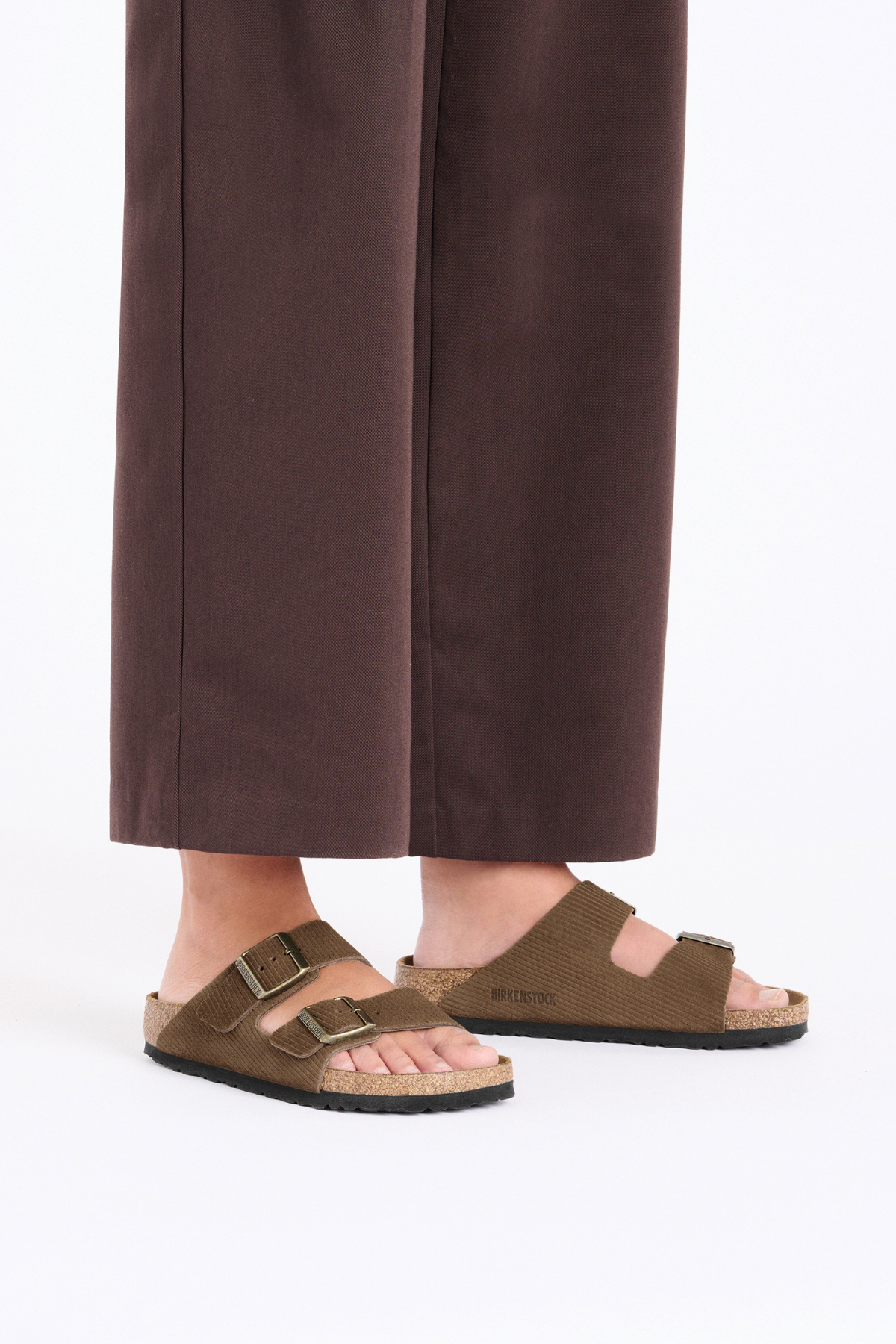 Arizona Corduroy Dark Tea Embossed Suede Leather Regular